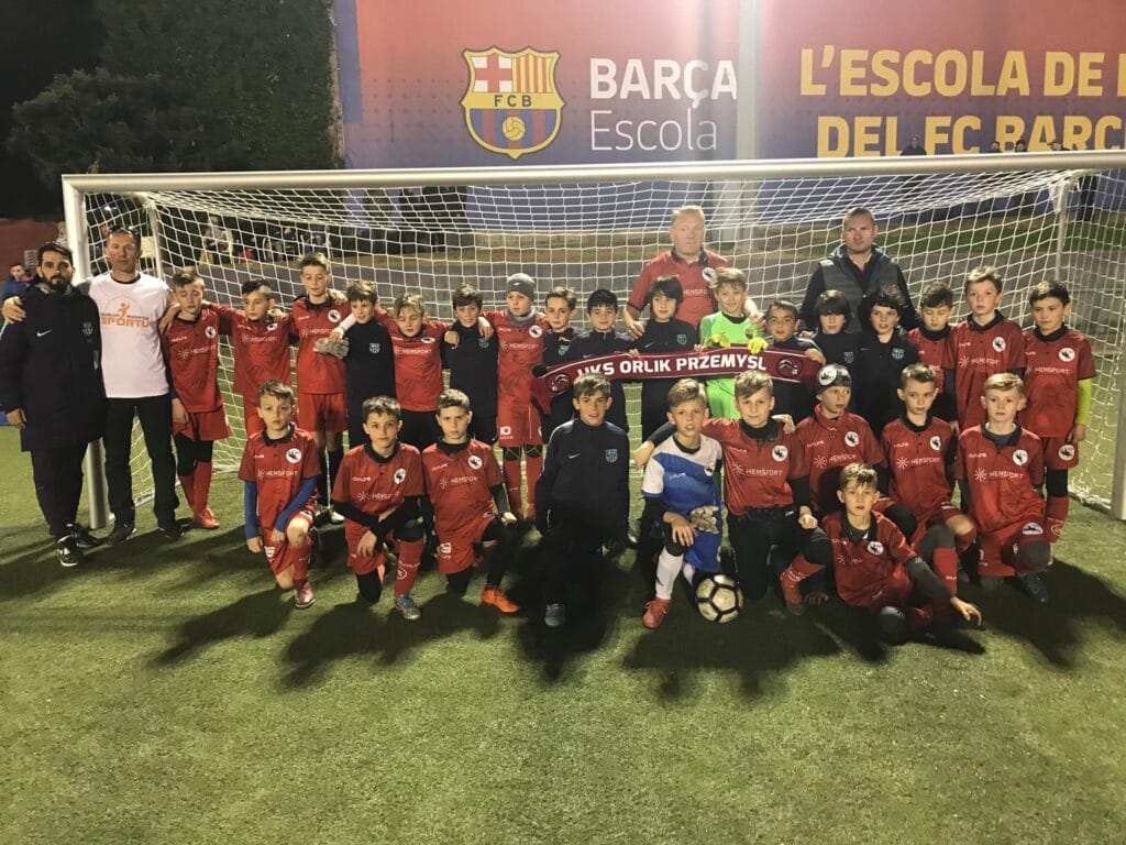 FF228F6C-F94A-47FE-8C96-12769D377FE0