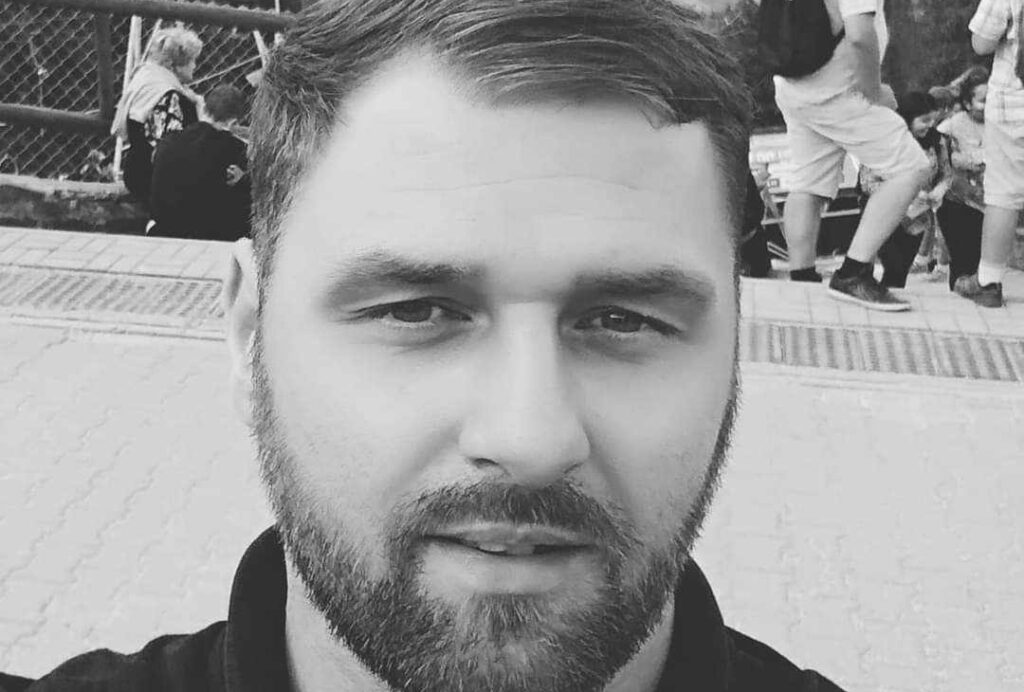 Screenshot_2024-10-06-19-38-30-940_com.facebook.orca-edit