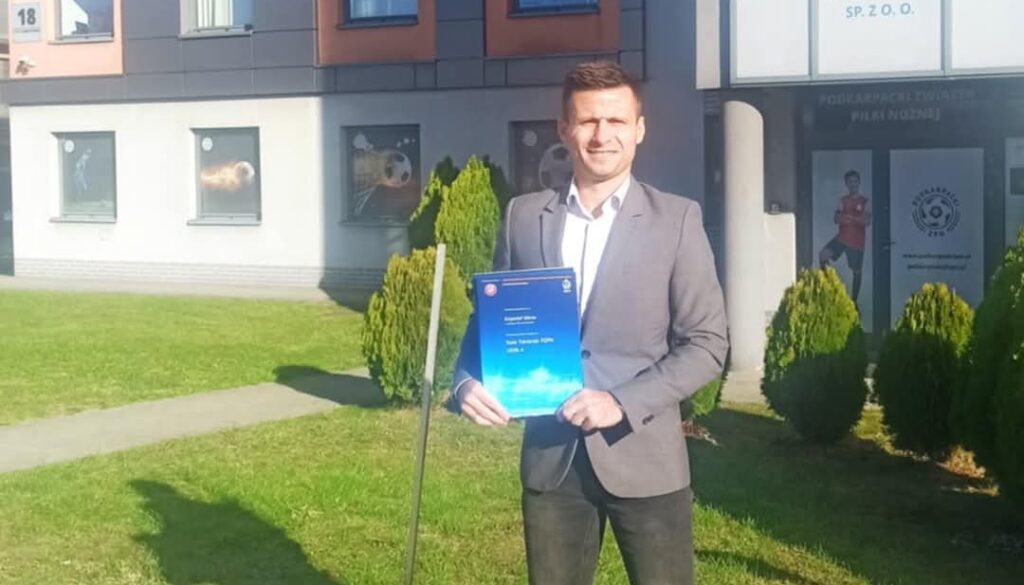 Screenshot_2024-11-29-12-43-41-181_com.facebook.katana-edit