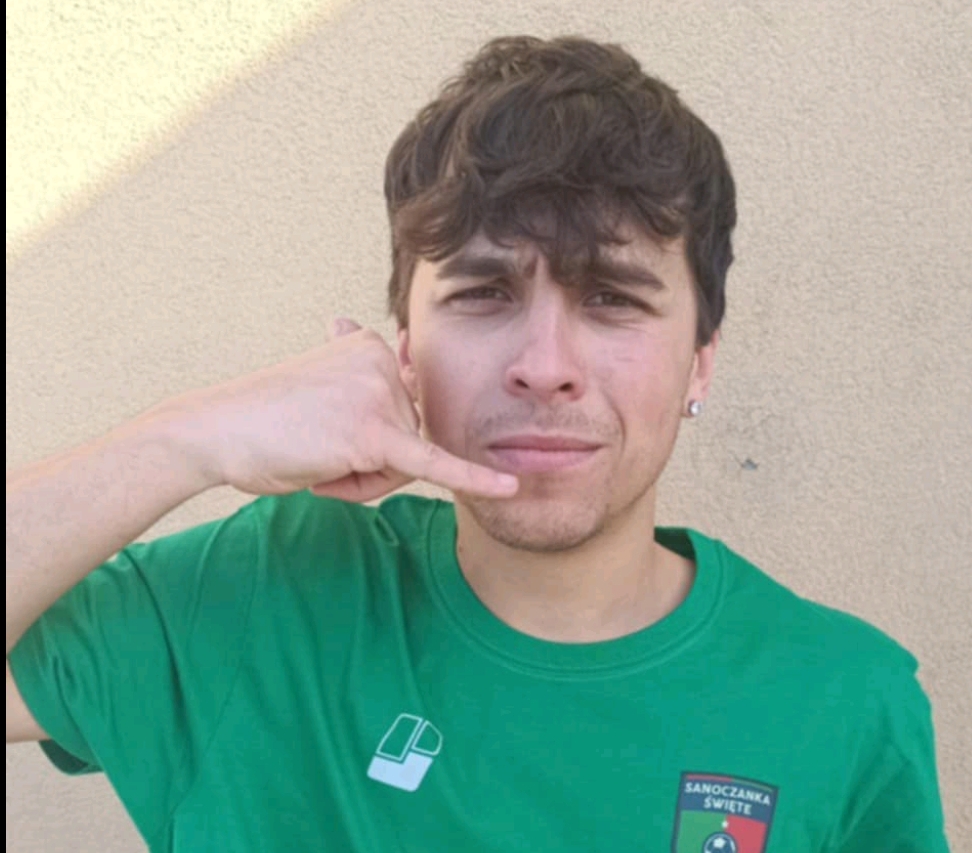 Screenshot_2025-05-24-14-25-44-915_com.facebook.orca-edit