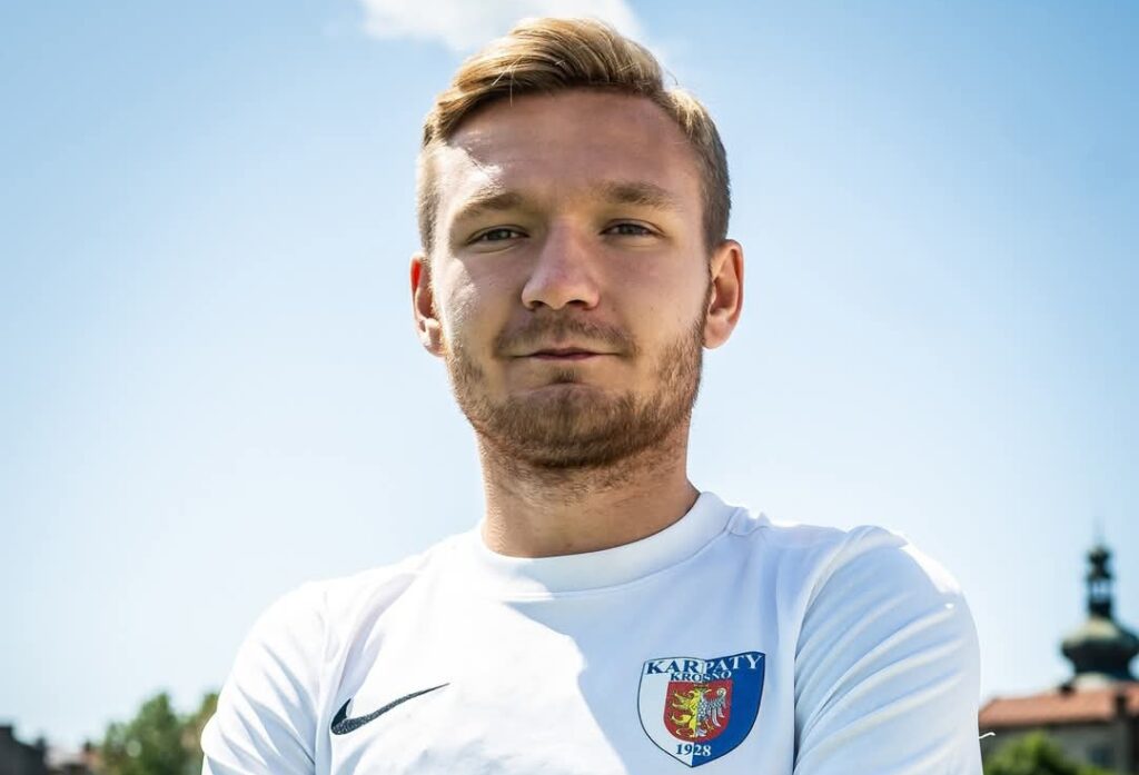 Screenshot_2025-06-24-16-46-34-064_com.facebook.katana-edit