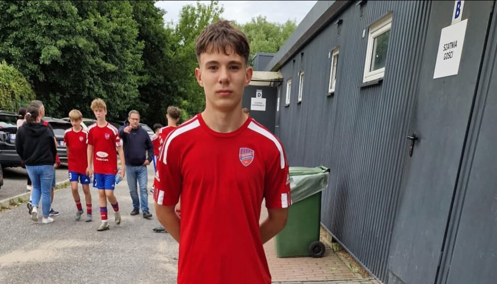 Screenshot_2025-06-28-11-12-27-517_com.facebook.katana-edit