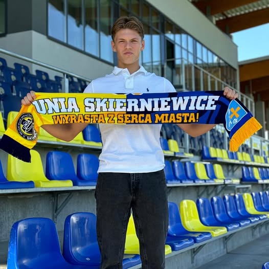 518064773_1304874708309035_1098899238556671503_n