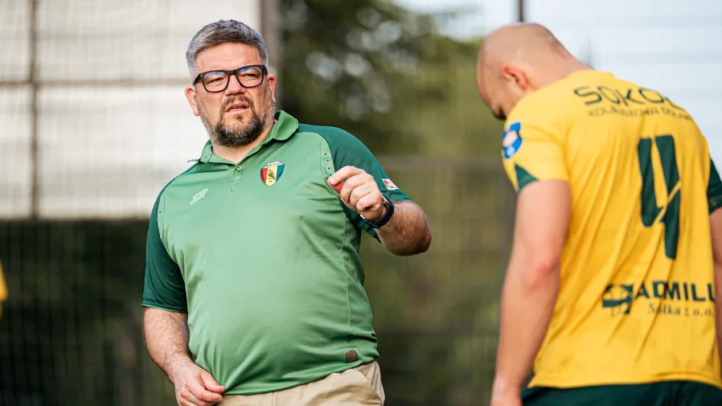 c8181a6a-810b-4475-a353-f07f5320ffa6