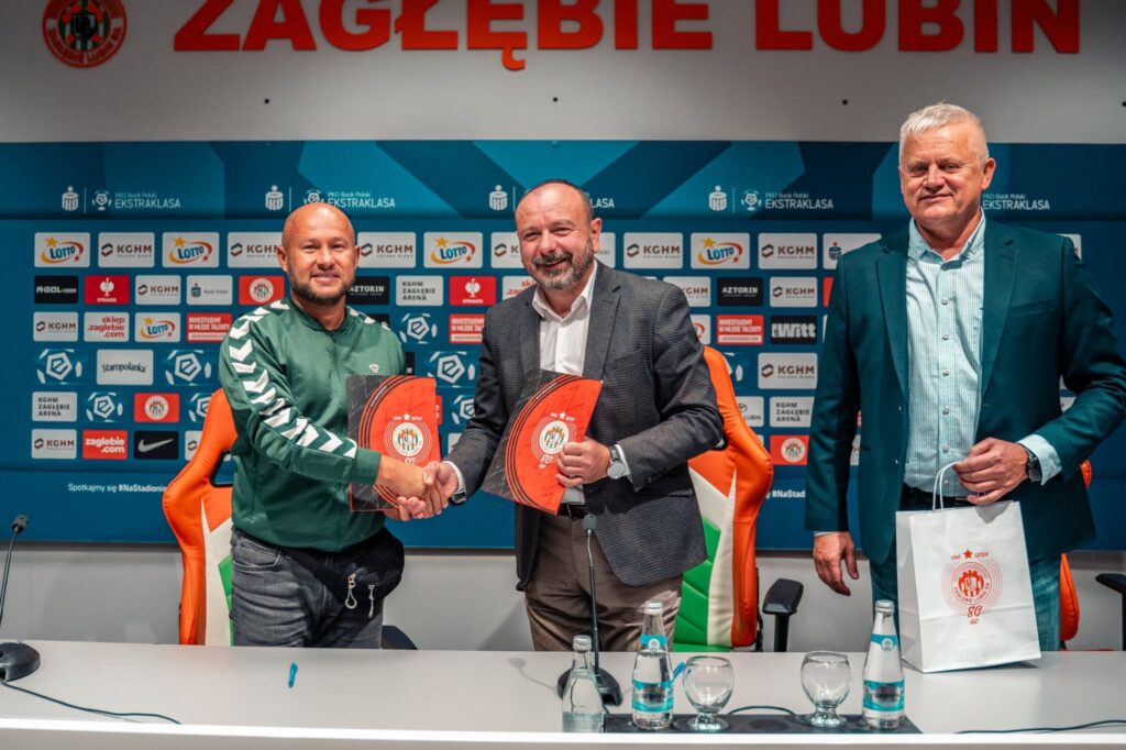 558498639_1225380112969239_6448540971816342363_n