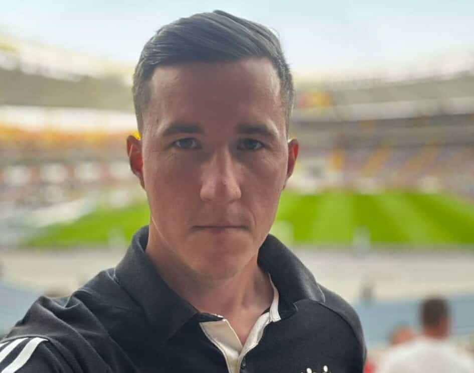 received_1334449218096903