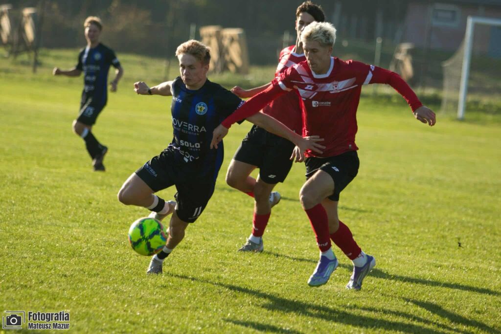 received_1704321093915215