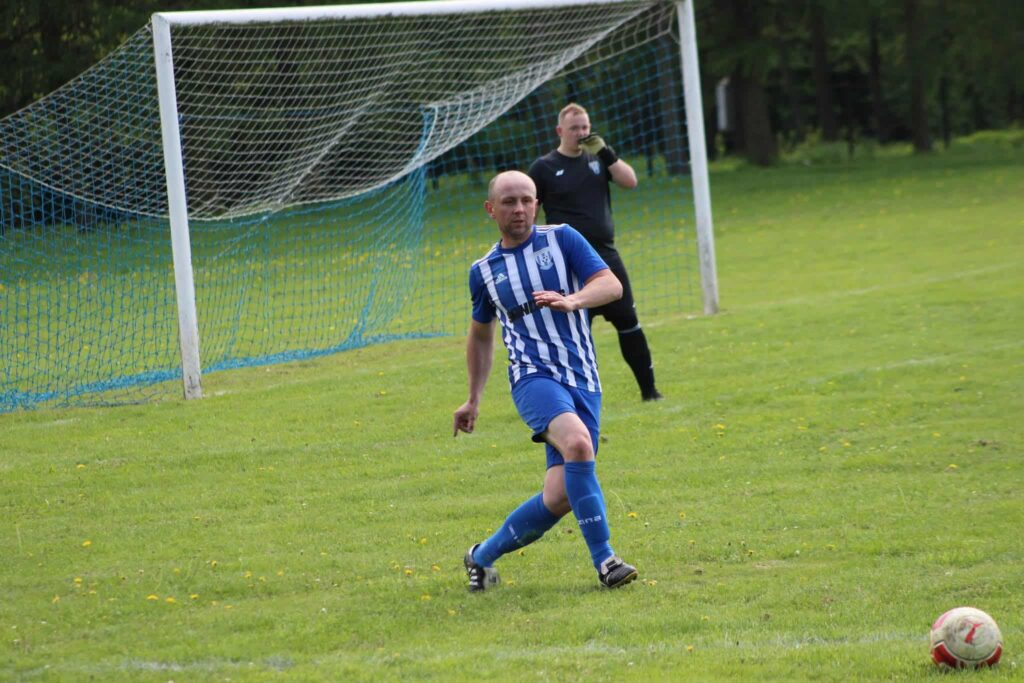 582010337_695605003612299_9158731672682844380_n