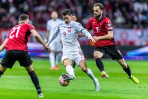 64f73e652def0_o_full